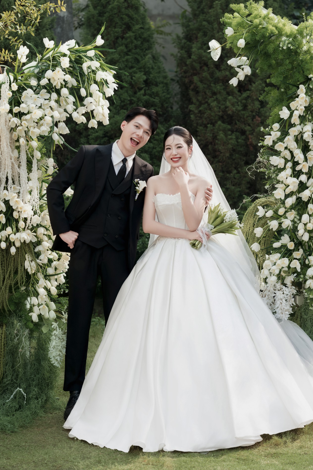 thiệp cưới online